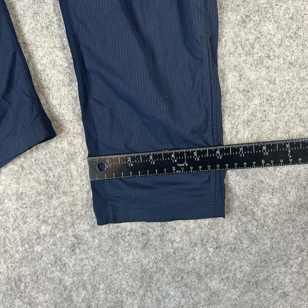Lululemon Women's 2 Navy Blue Beyond The Studio Ankle Crop Pant 24